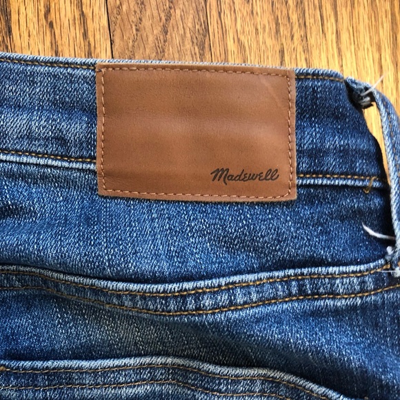 Madewell 9” High Rise Skinny Crop Jean Destructed Hem Edition - Picture 6 of 8